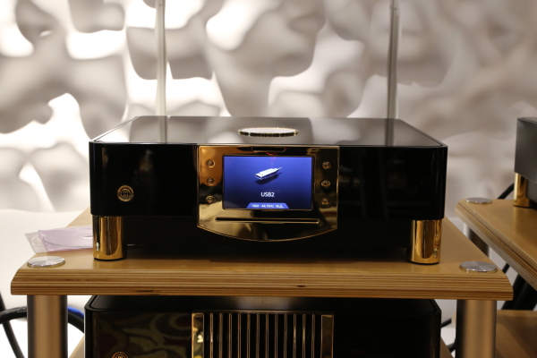 特殊4通道DAC技術(shù) MBL N31唱盤(pán)DAC